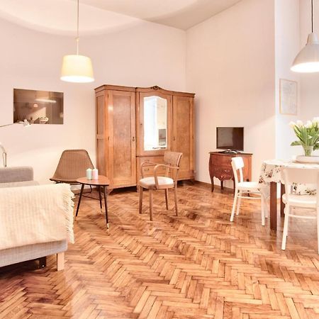 Tyzenhauz Apartments Economy Krasków Exteriör bild