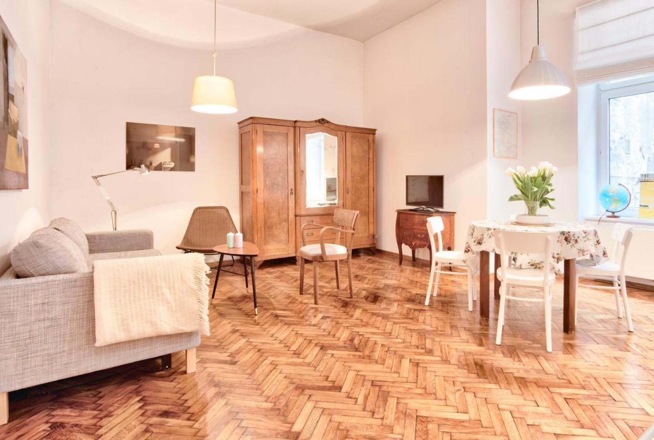 Tyzenhauz Apartments Economy Krasków Exteriör bild