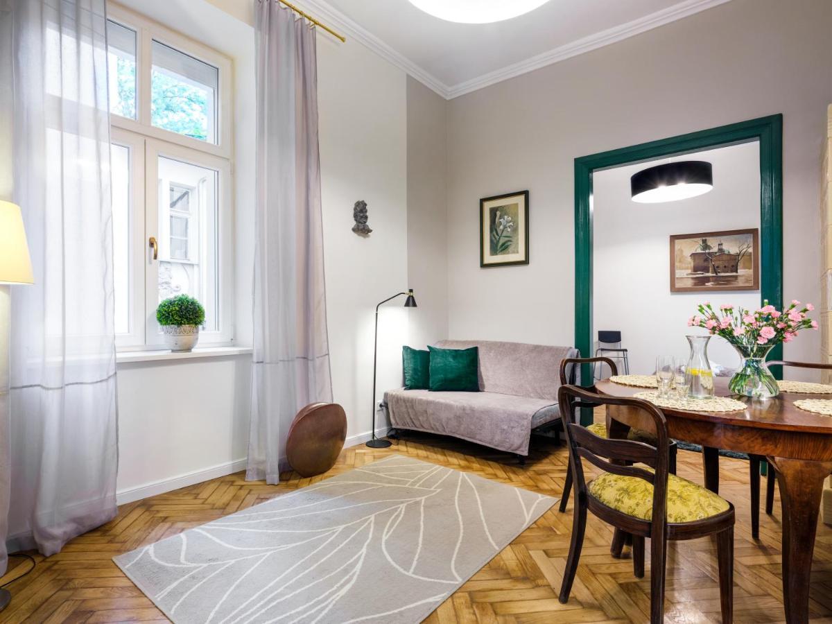 Tyzenhauz Apartments Economy Krasków Exteriör bild